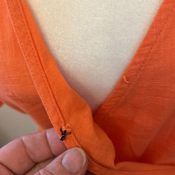 Abound orange puffy sleeve ruffle blouse Size S NWT - Picture 6 of 8
